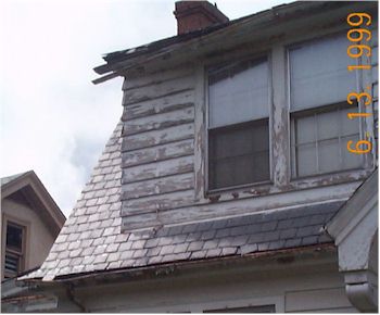 1603_990613_roof_deteriorates_apace.jpg (19943 bytes)